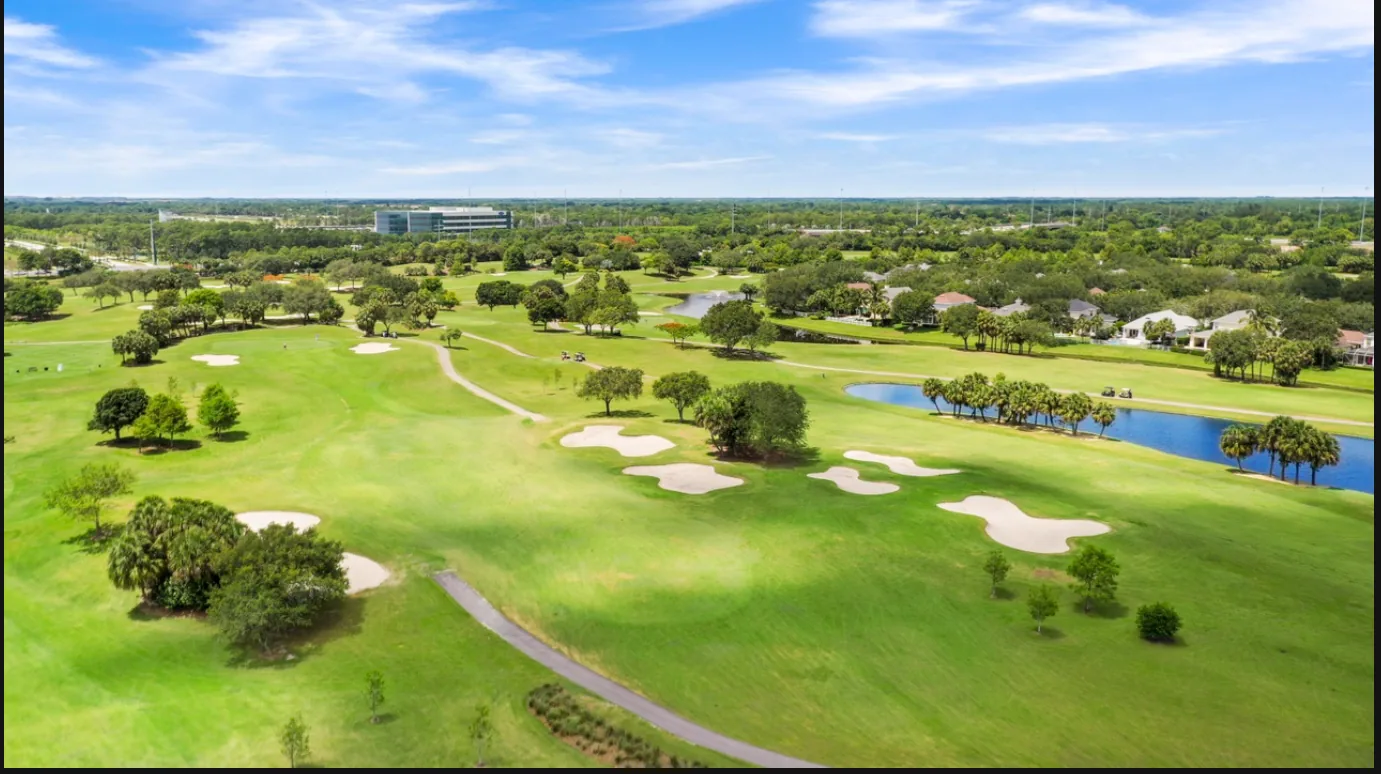 Golf and green spaces near Abacoa